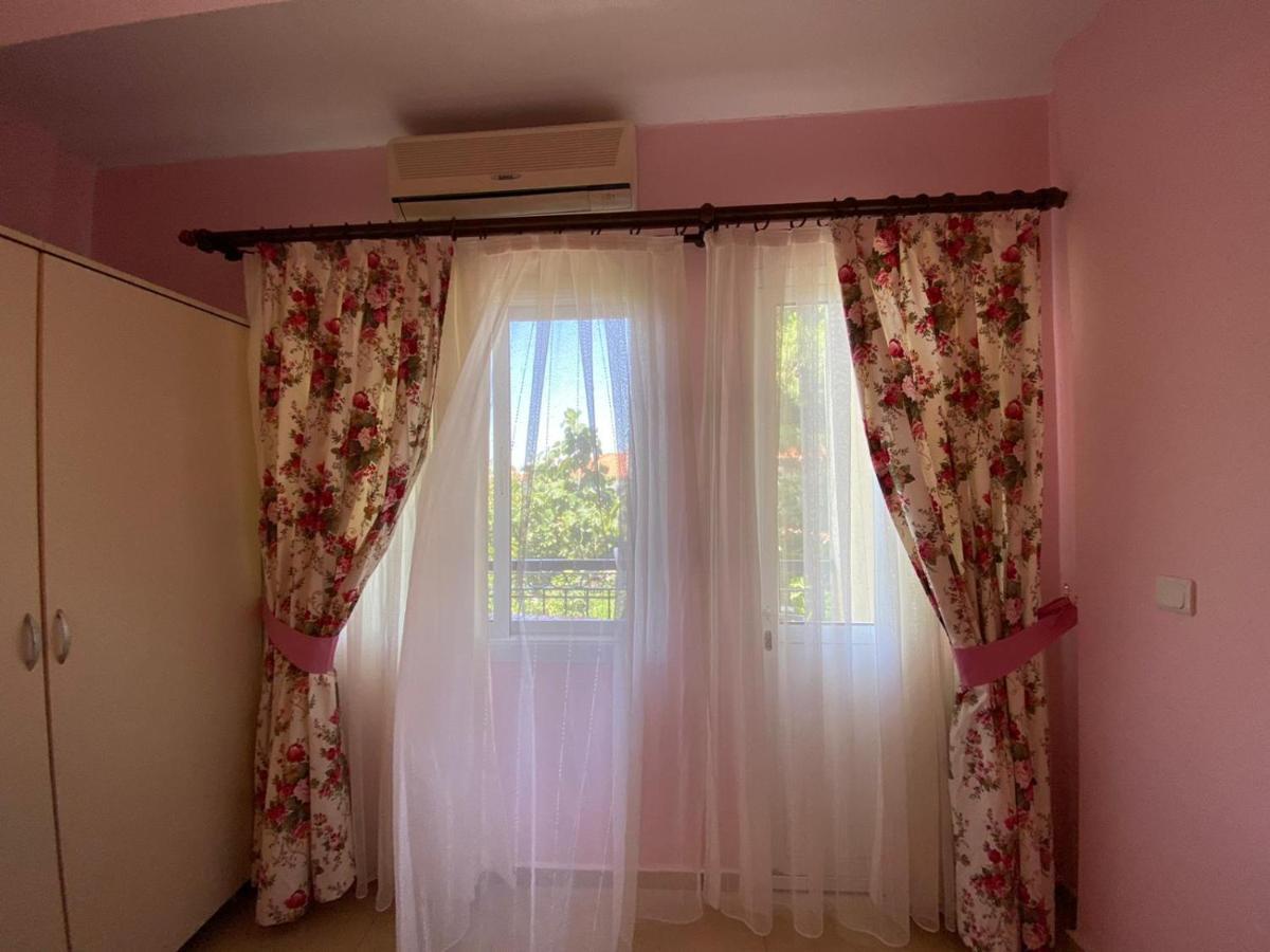 Maviev Otel Çeşme Luaran gambar