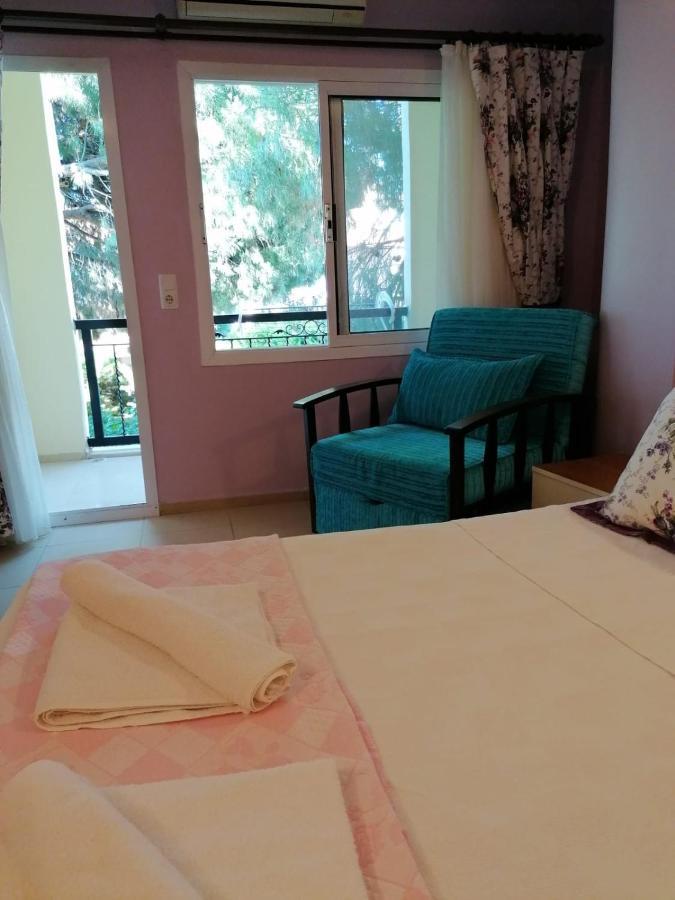 Maviev Otel Çeşme Luaran gambar