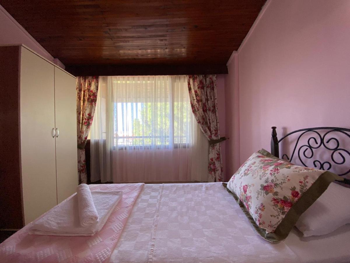 Maviev Otel Çeşme Luaran gambar
